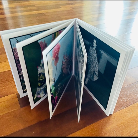 Chanel Spring - Summer 2024  Ready -to- wear Book - Picture 6 of 8